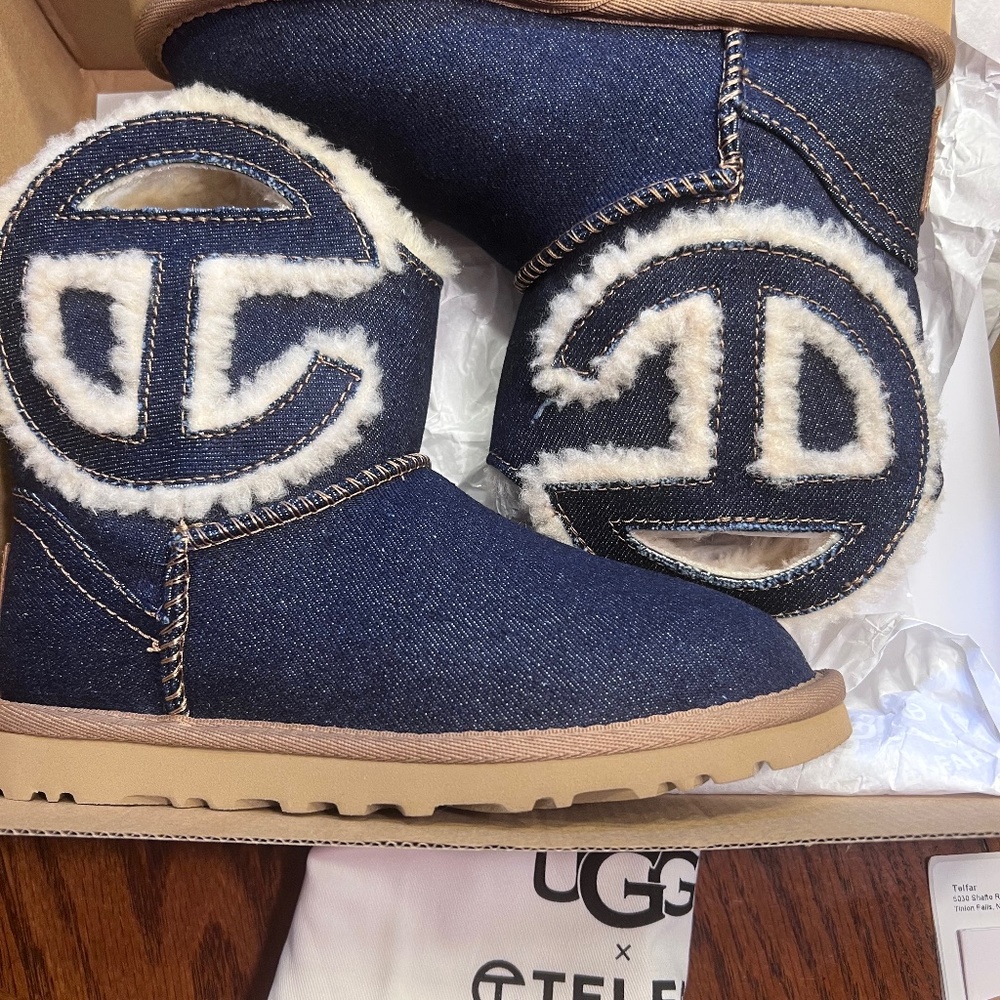 Telfar Ugg boots women